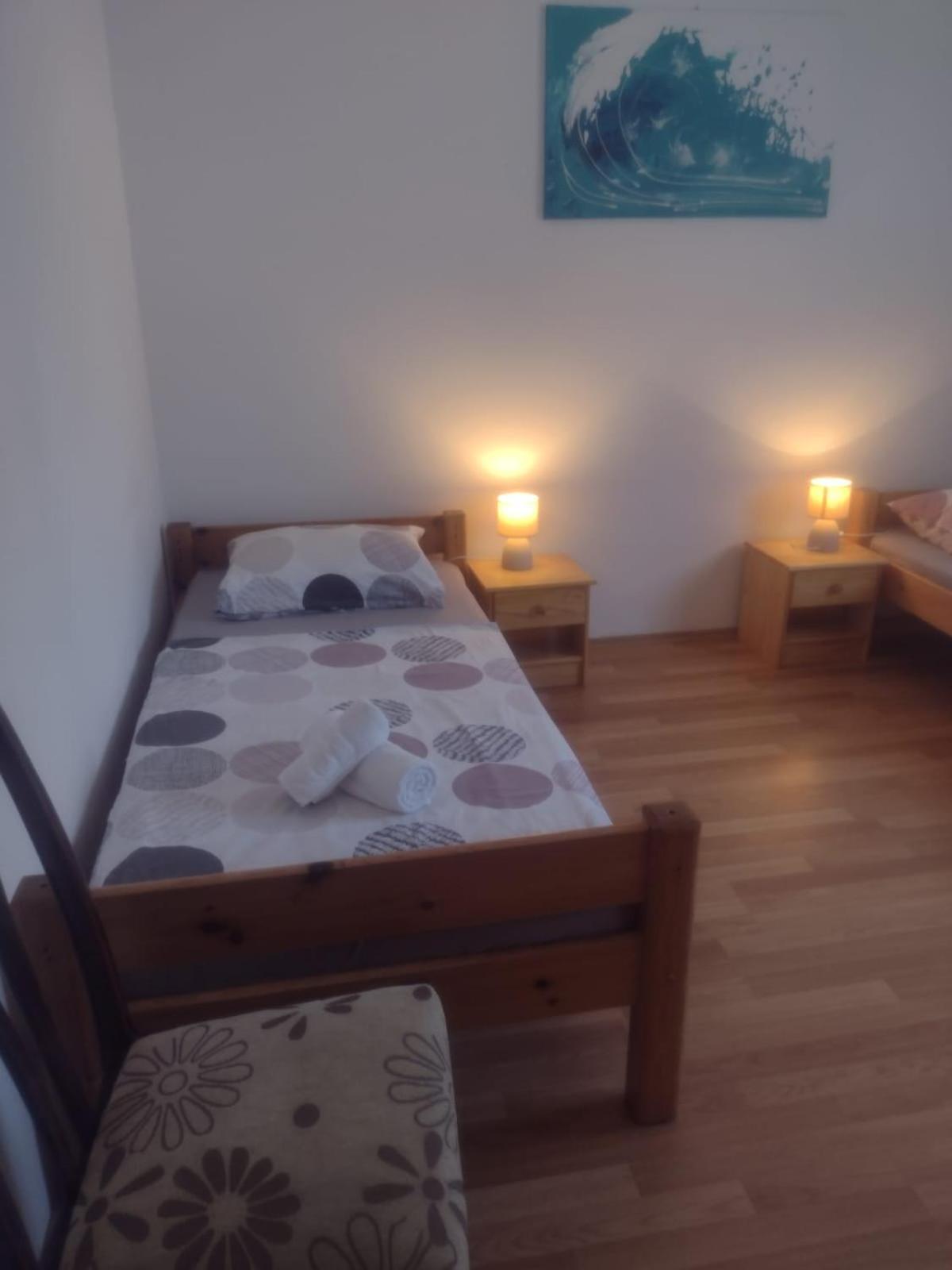 Spacious Apartment With Parking&Garden Marcana Luaran gambar